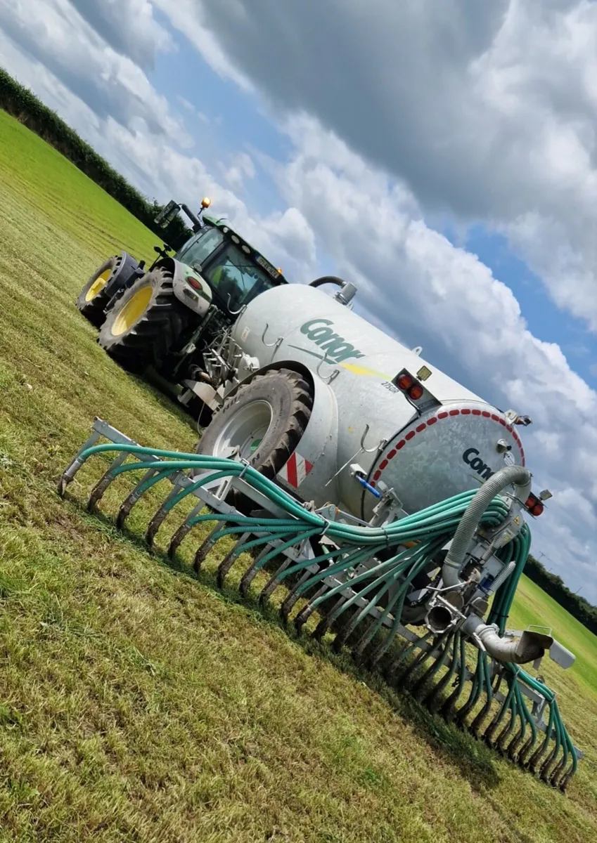 Farm worker/tractor driver wanted