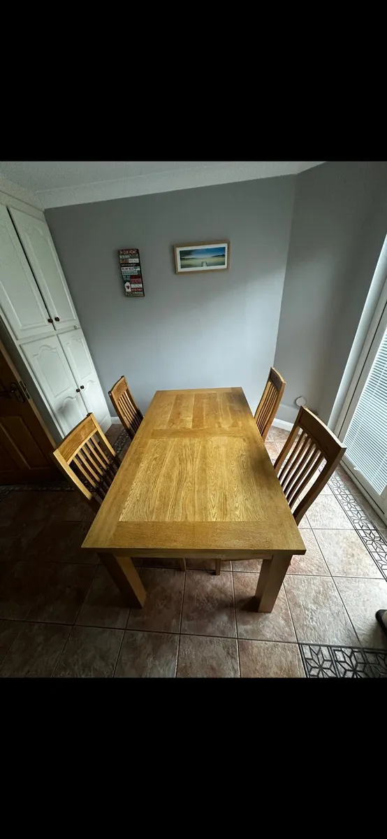 Oak Table and 4 chairs - Image 1