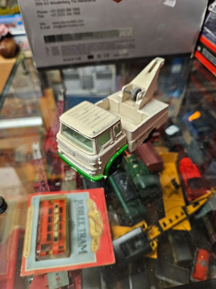 Corgi 1970's Bedford Tow Truck - Image 1
