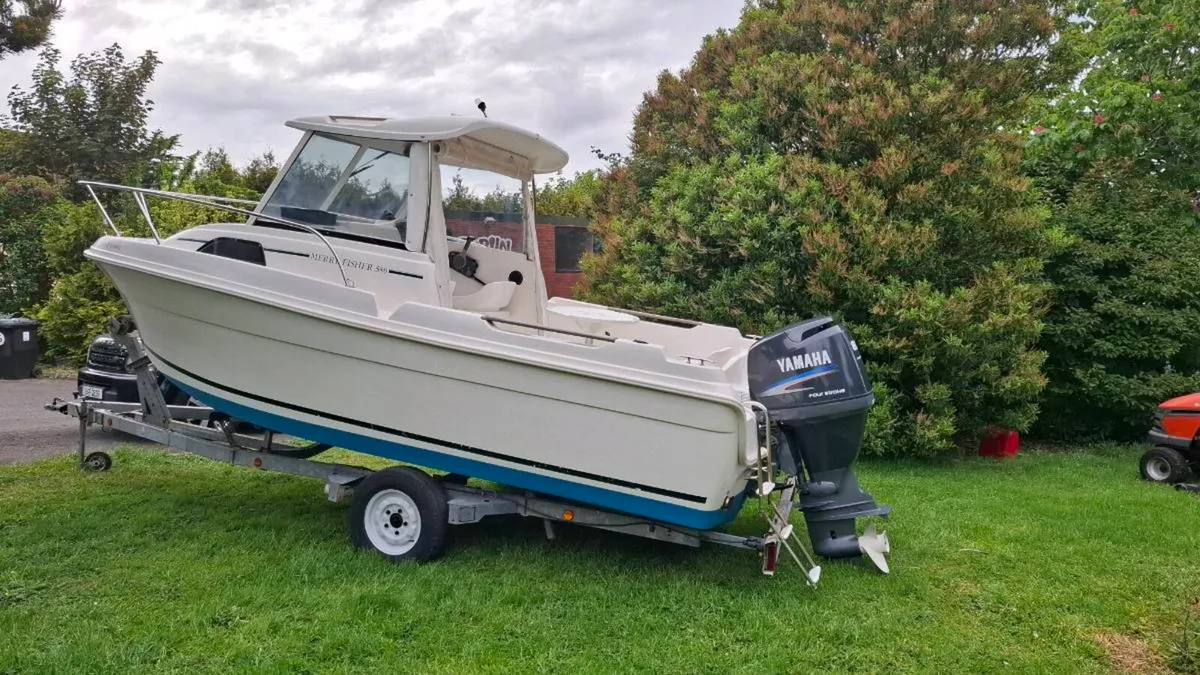 Merry Fisher 580 - Image 1