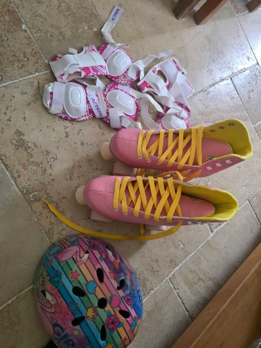 Toys - Image 4