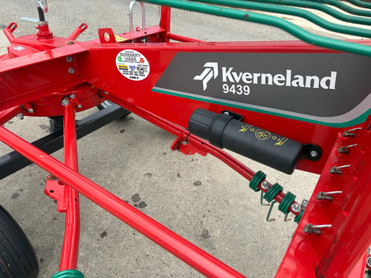 Kverneland 9439 Rake - Image 4