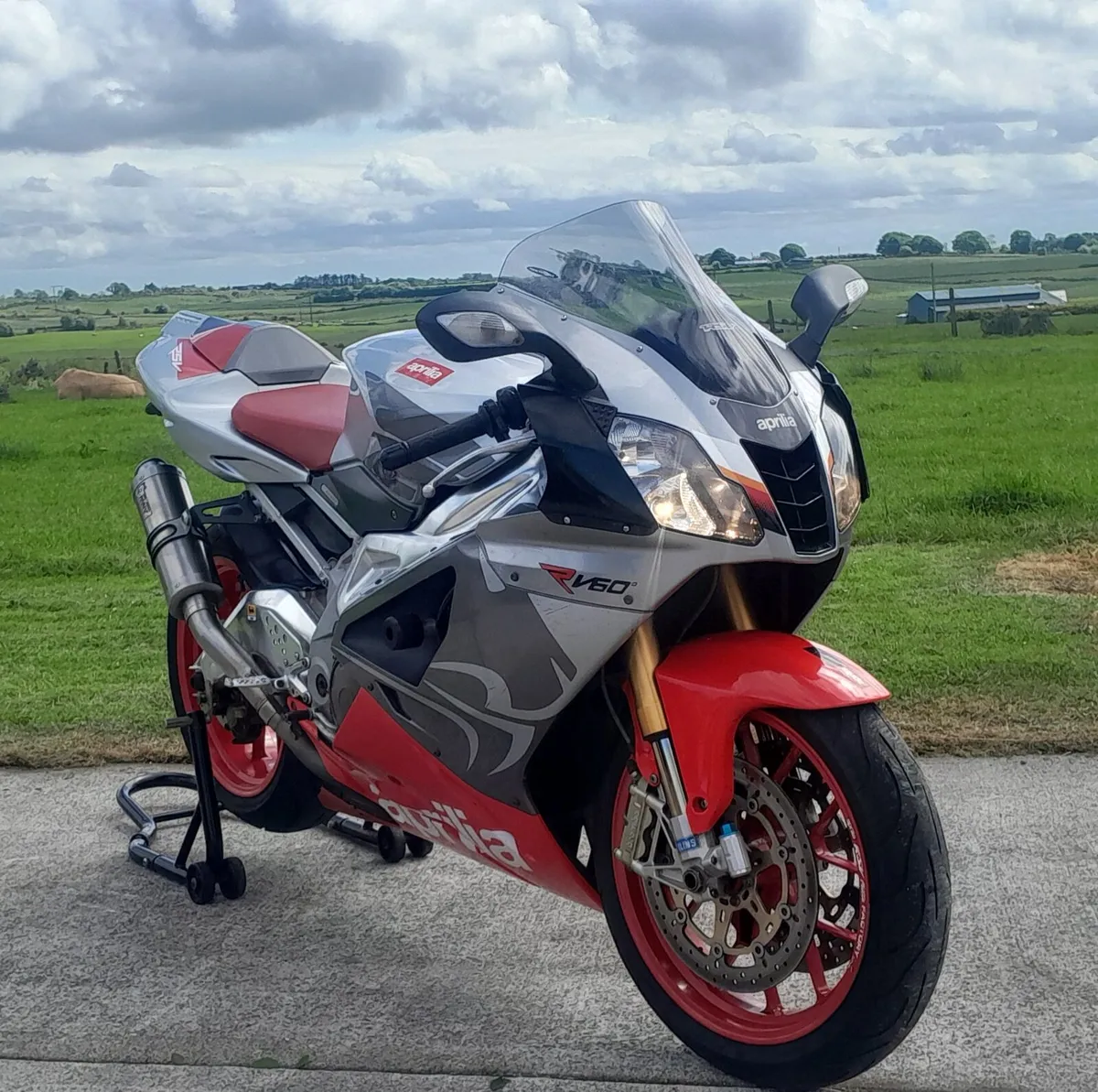 APRILIA RSV1000R - Image 3