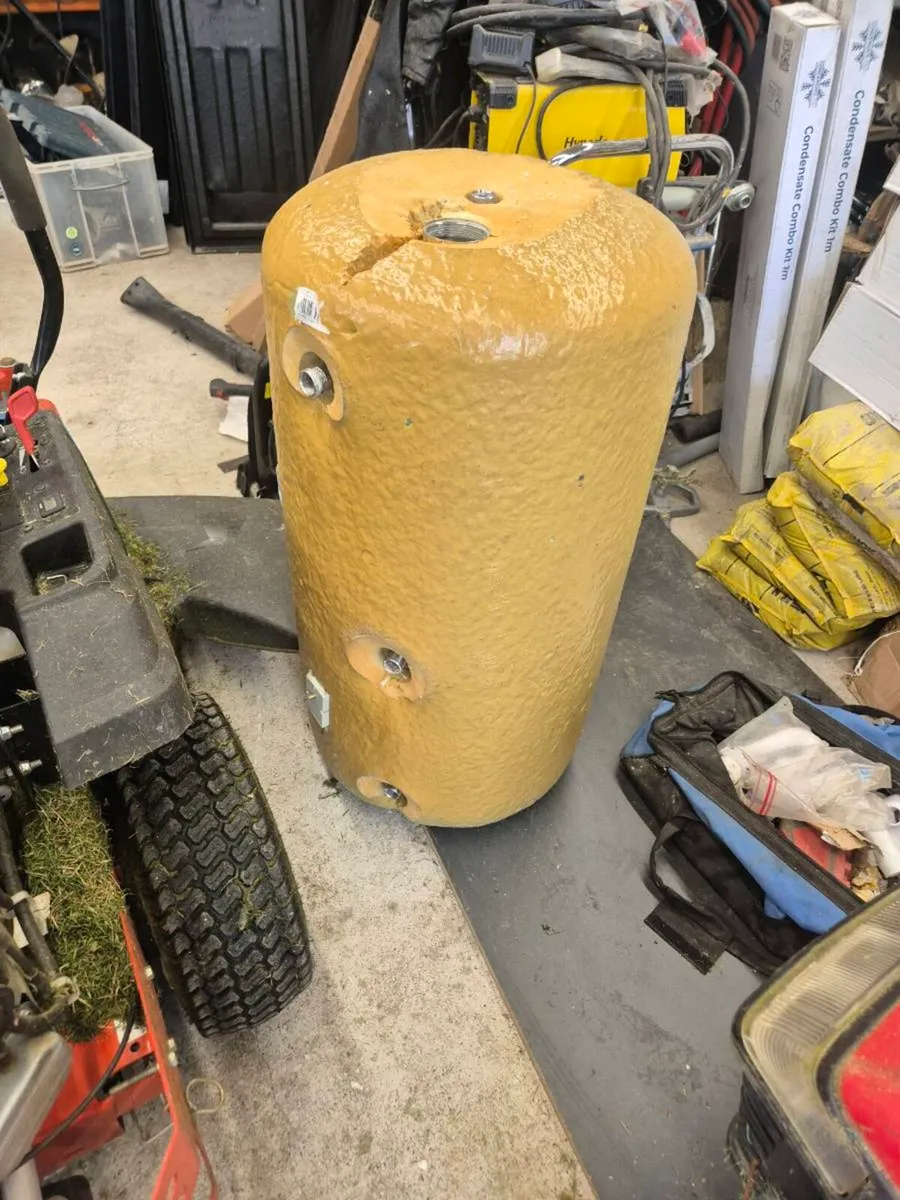 Stainless steel cylinder