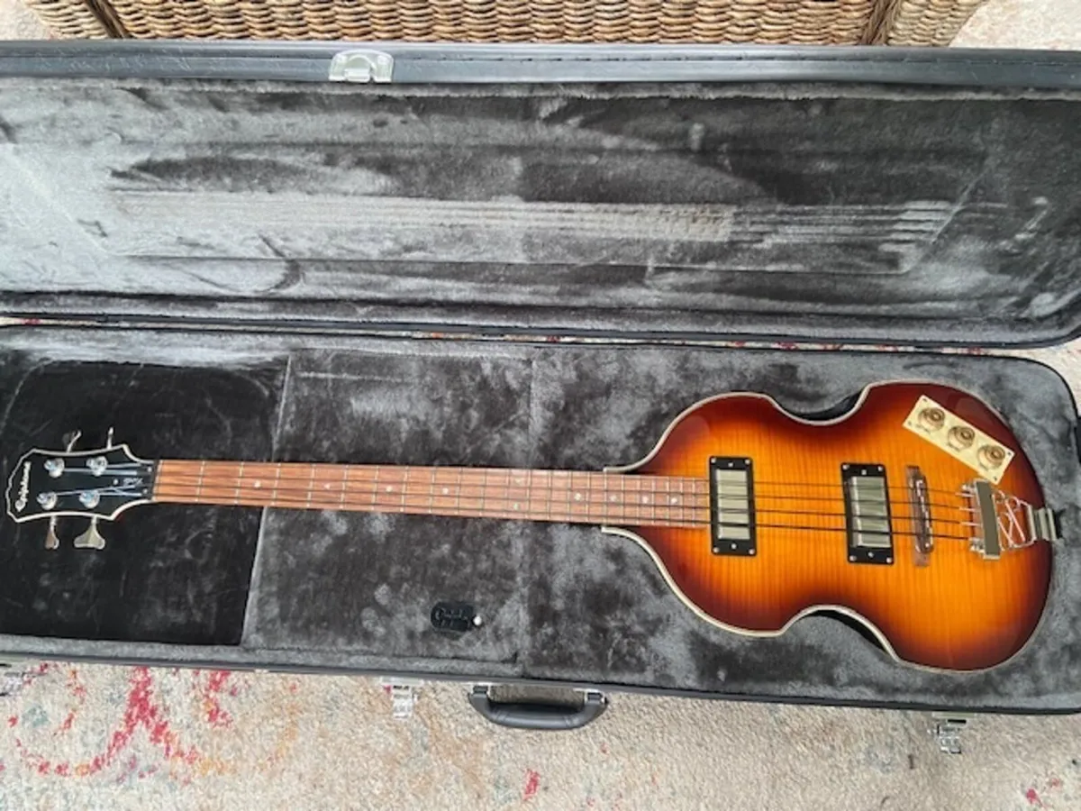 Epiphone Viola Bass guitar La Bella Strings - Image 2