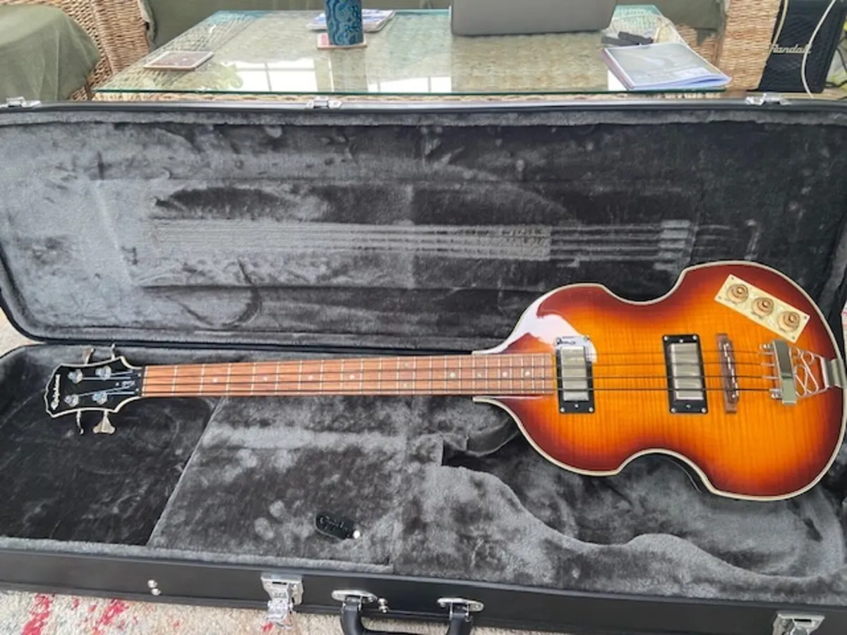 Epiphone Viola Bass guitar La Bella Strings - Image 3