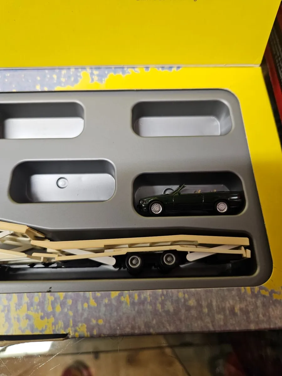 Corgi Herpa Car Transporter with BMW - Image 3