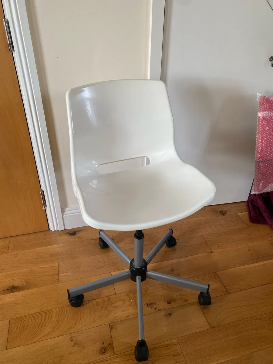 IKEA SNILLE Cream Swivel Desk Chair - Image 2