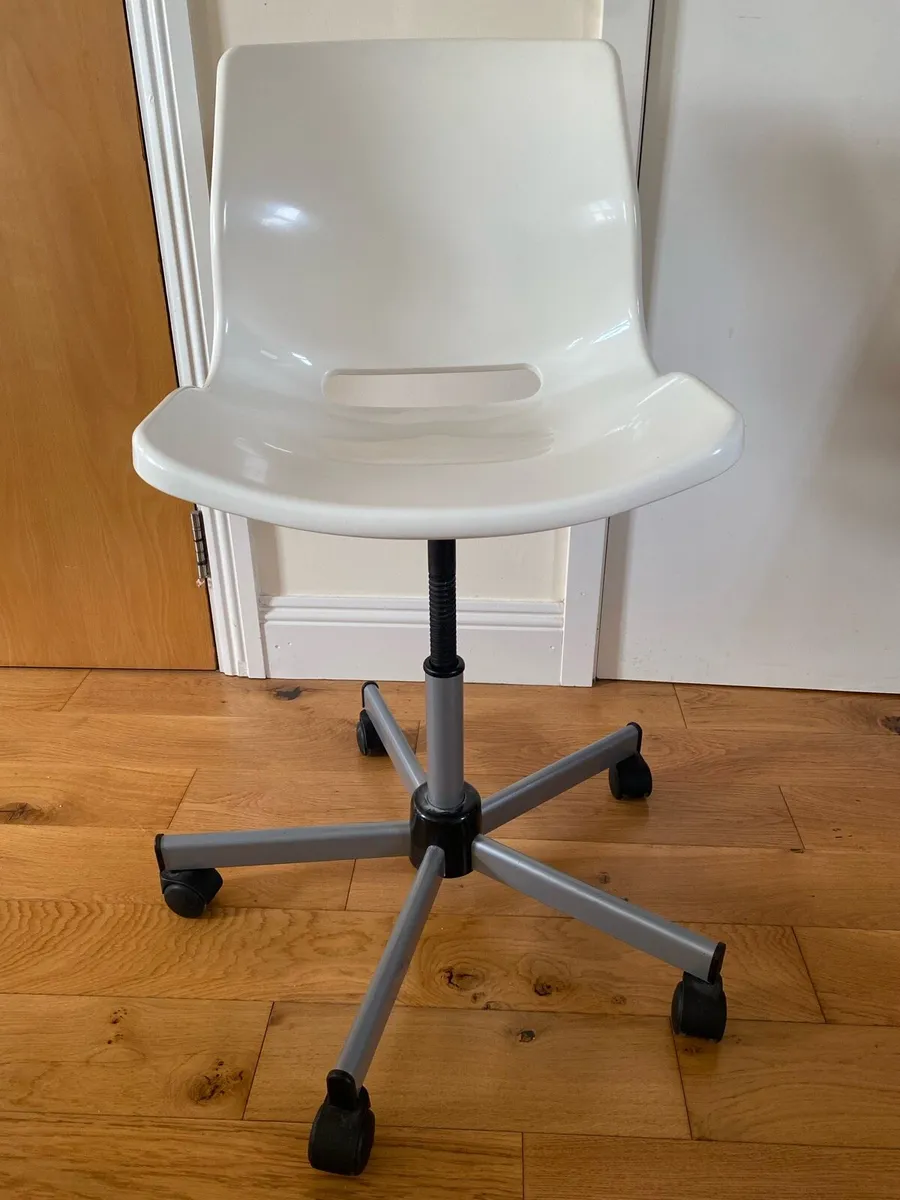 IKEA SNILLE Cream Swivel Desk Chair - Image 3