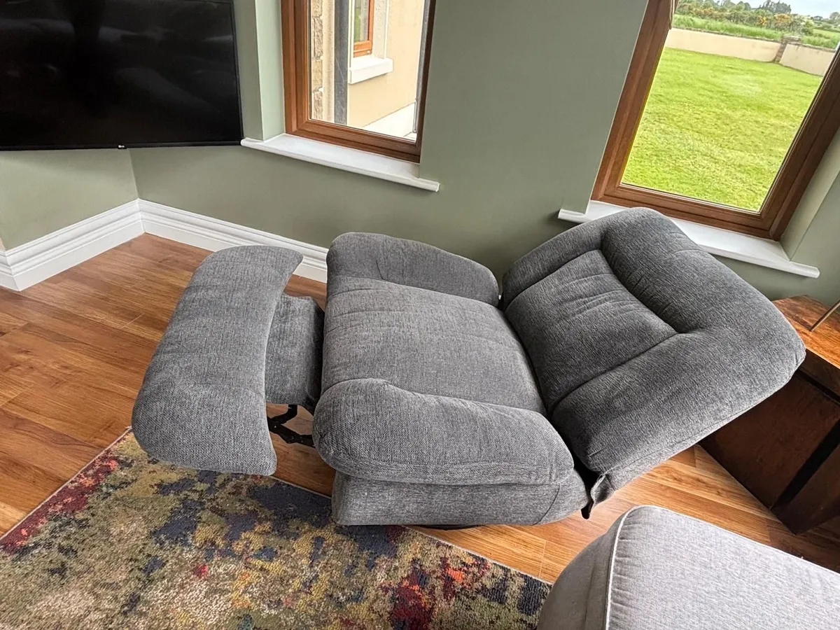 Recliner Armchair - Image 2