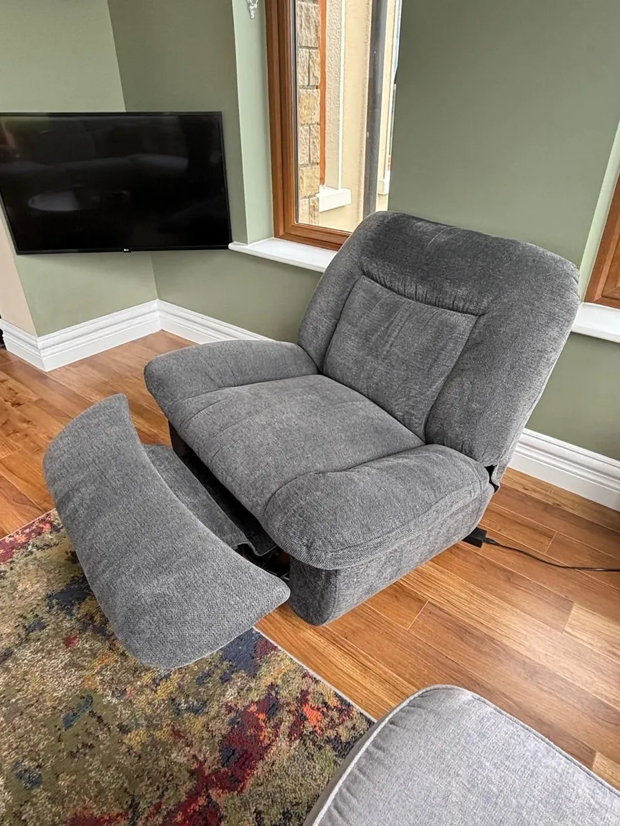 Recliner Armchair - Image 3