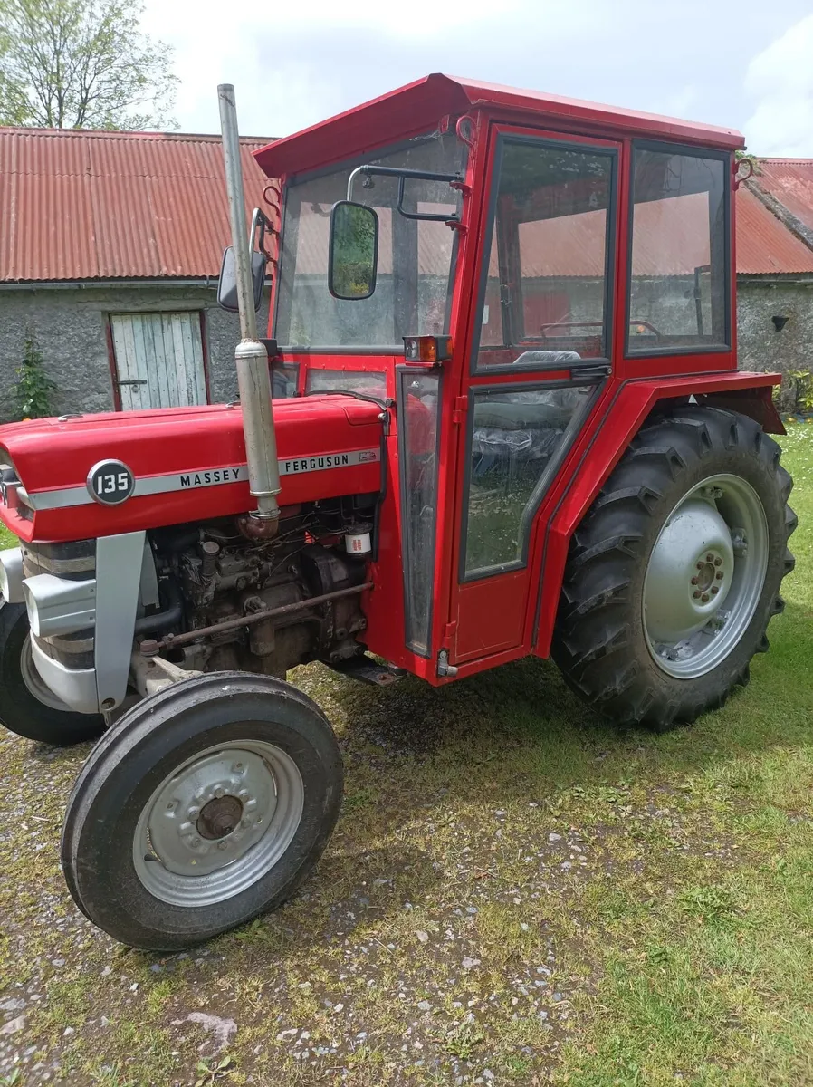 1973 Massey Ferguson 135 Tractor - Image 2