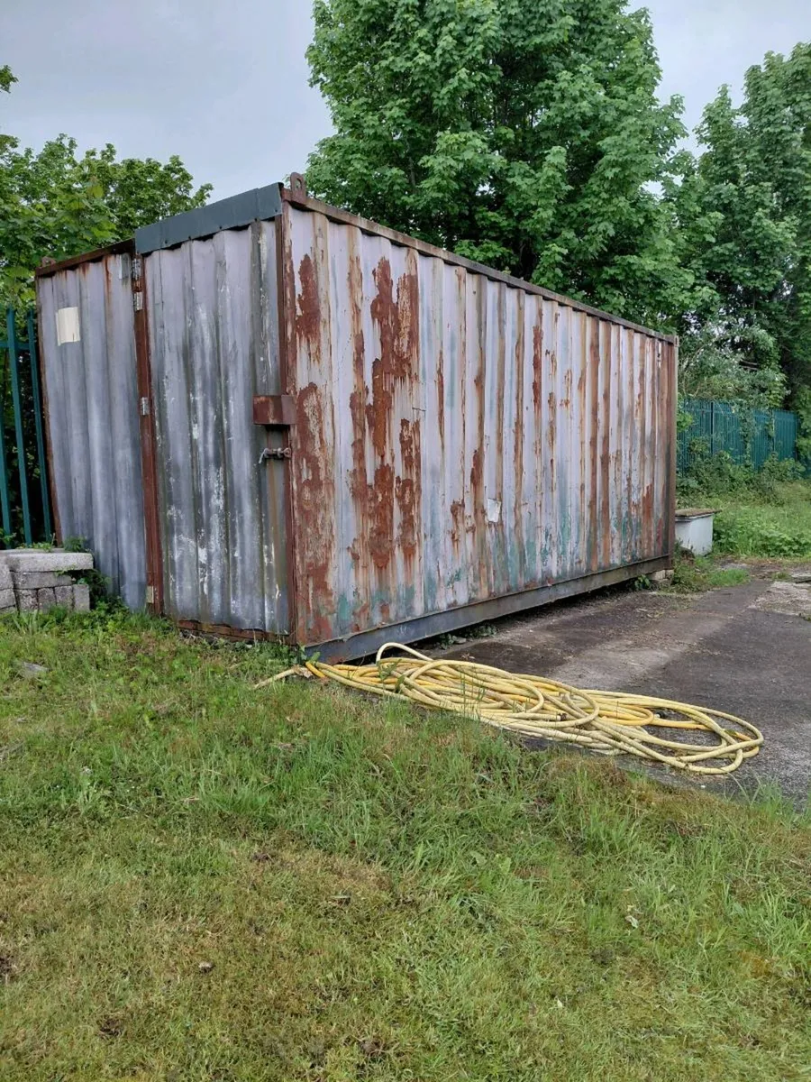 20 ft. Container. - Image 2