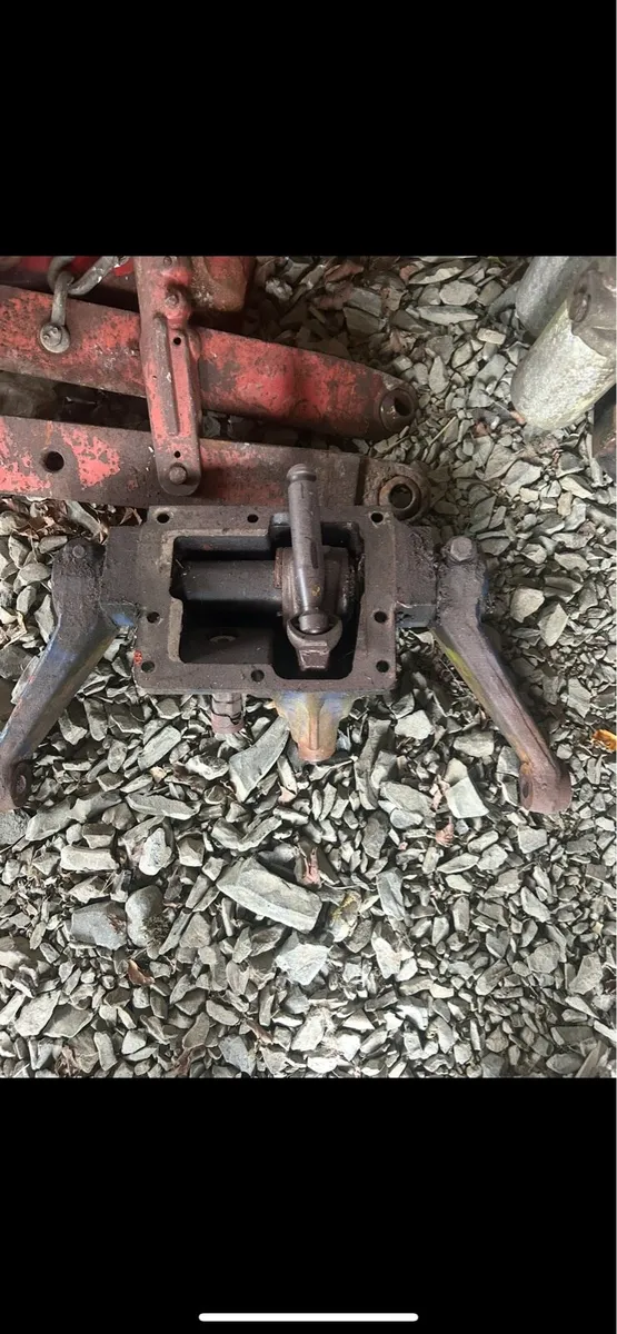 Leyland 245 parts - Image 1