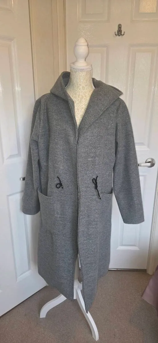 Grey Hooded Wool Look Midi Coat Jacket Oversized M - Image 1