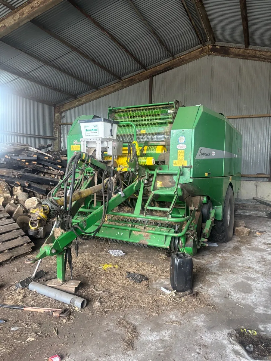 Fusion 2 baler - Image 1