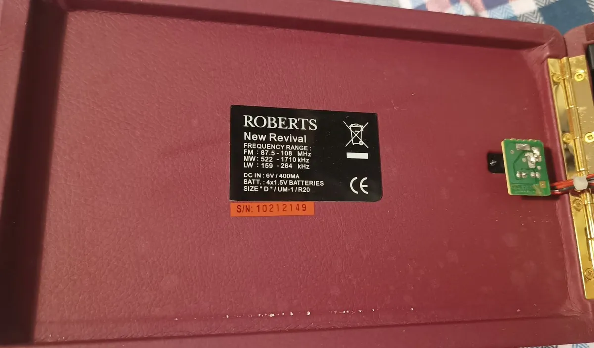Roberts Revival Radio - Image 2