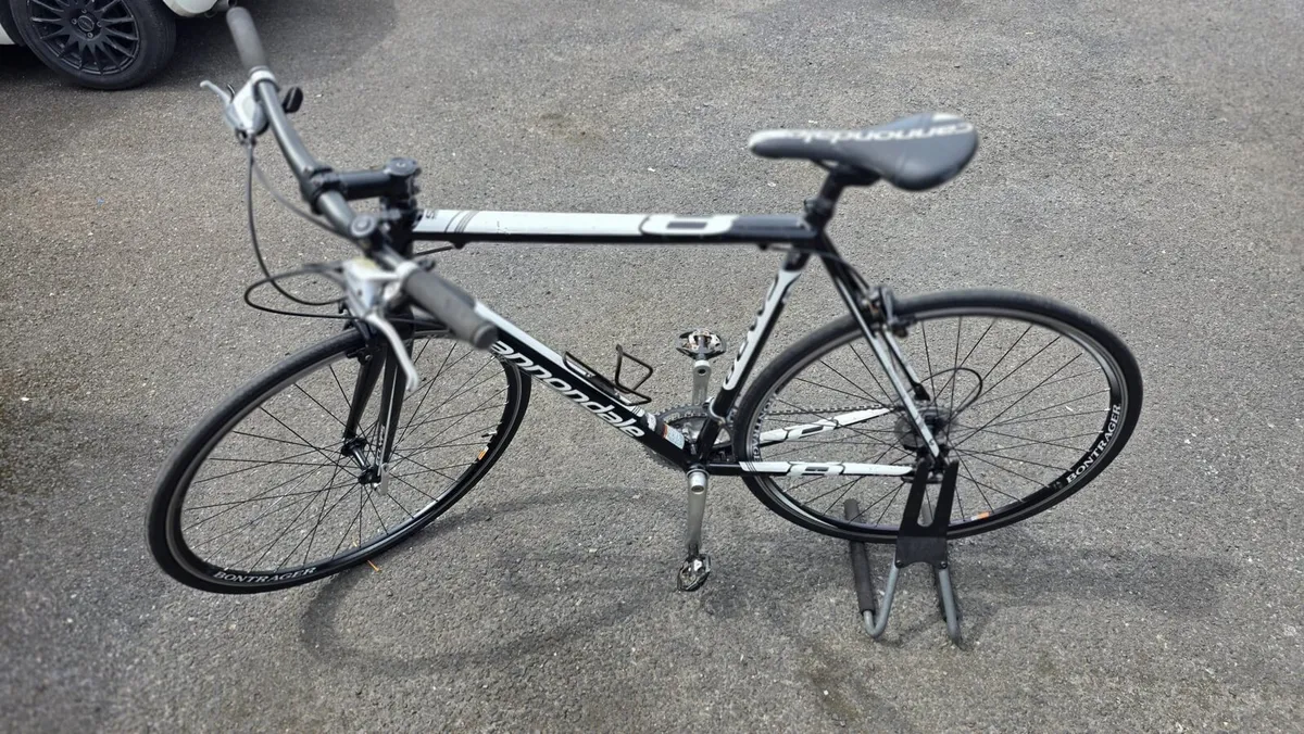 Cannondale Road Bike – Aluminium Frame – 28” Wheel - Image 4