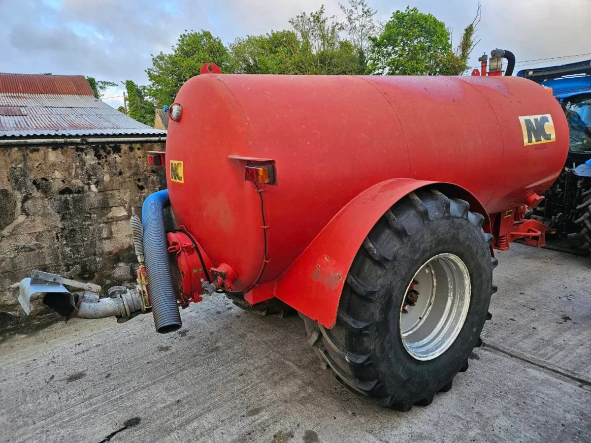 NC 2500 gallon tank - Image 4
