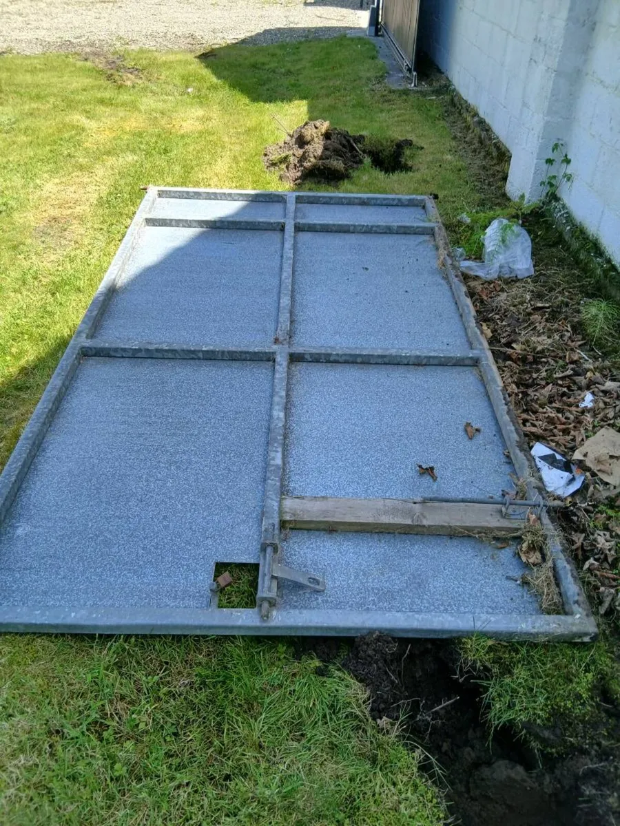 Galvanized Gate - Image 2