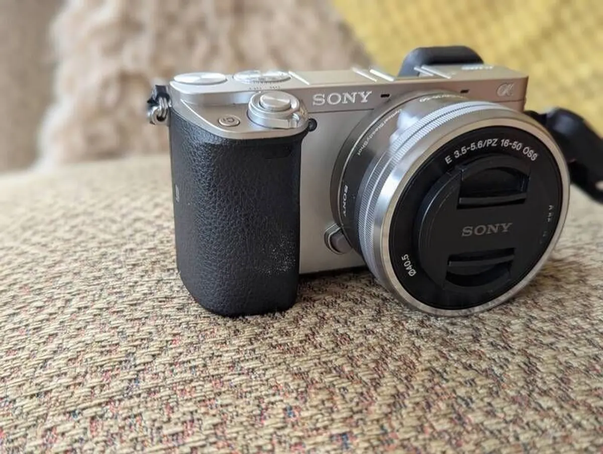 Sony Alpha A6000 - Image 3