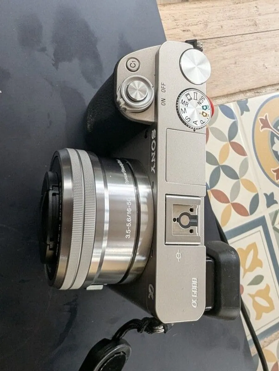 Sony Alpha A6000 - Image 4