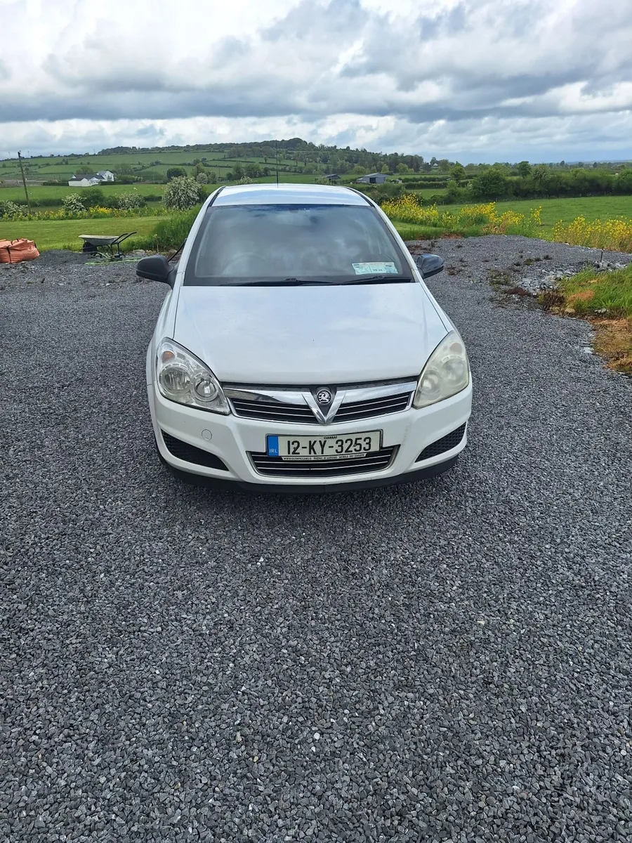 Vauxhall Astra 2012 - Image 1