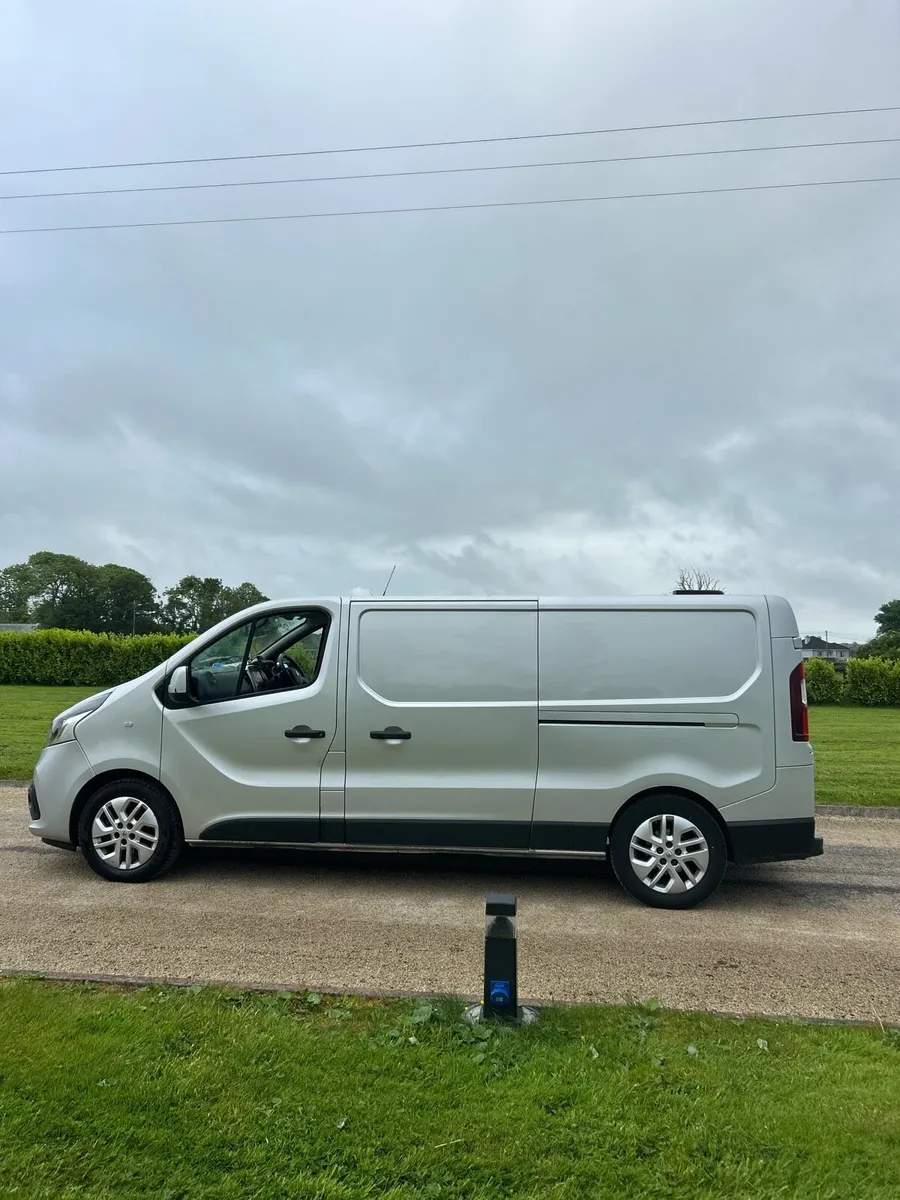 Renault Traffic Sport LWB - Image 3