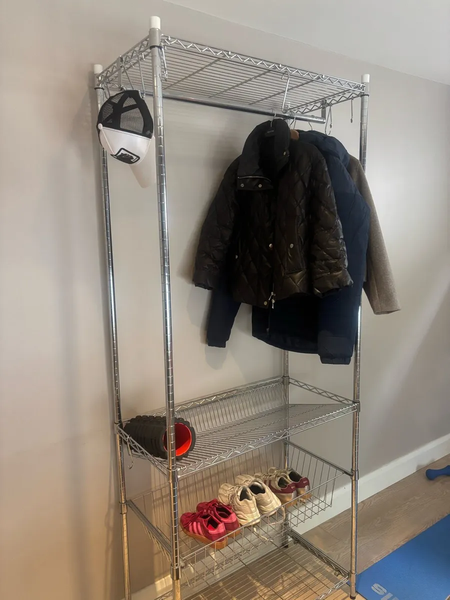 Clothes rack - Image 3