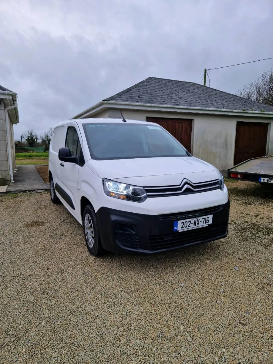 Movano Recovery & 202 Citroen Berlingo - Image 3