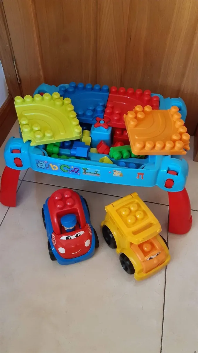 Megabloks Table - Image 1