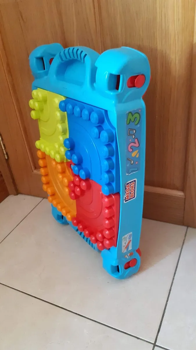 Megabloks Table - Image 3
