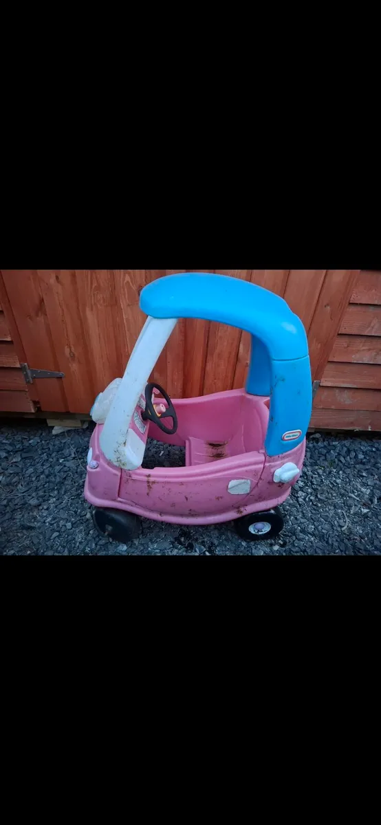 Slide and car - Image 3