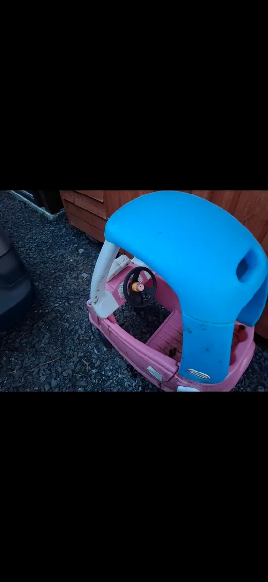 Slide and car - Image 4