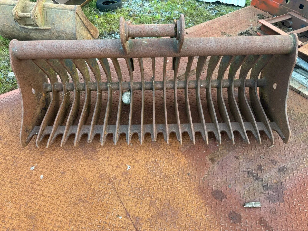 13t Rake Bucket - Image 4