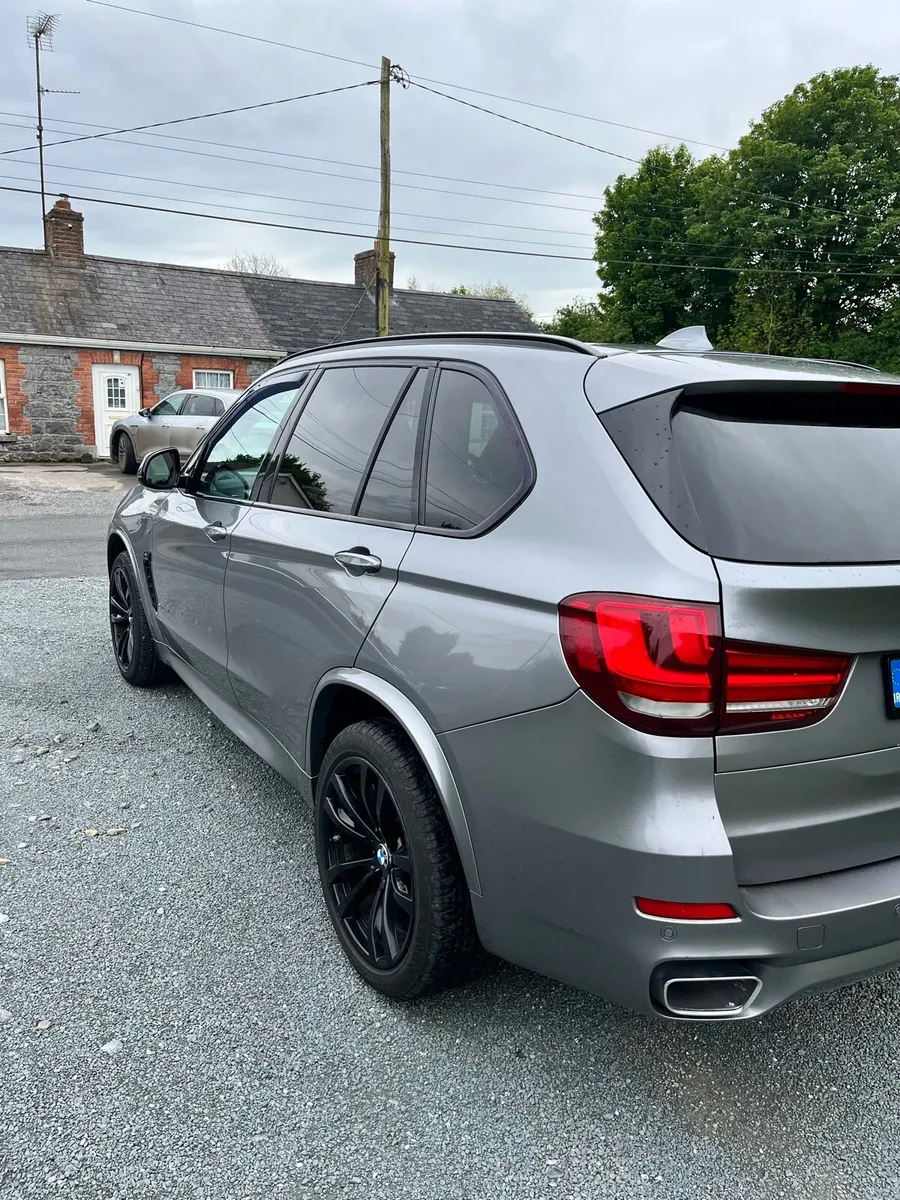 BMW X5 - Image 2
