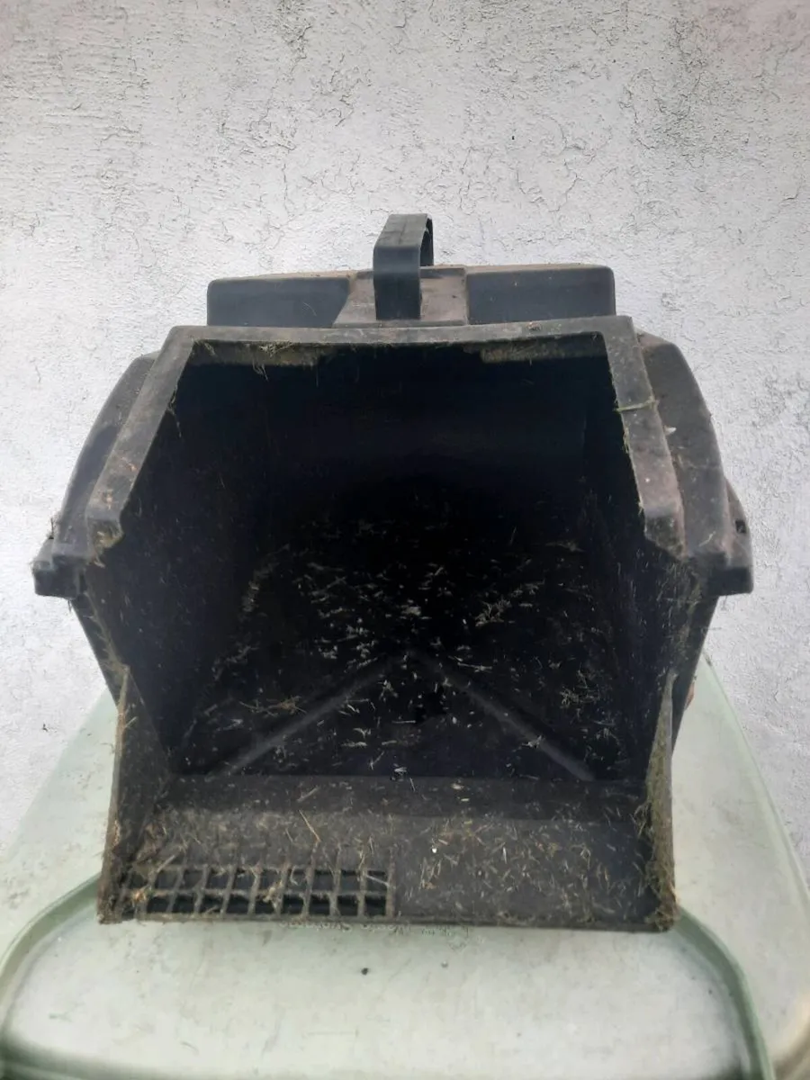 Rover lawnmower grass box - Image 3