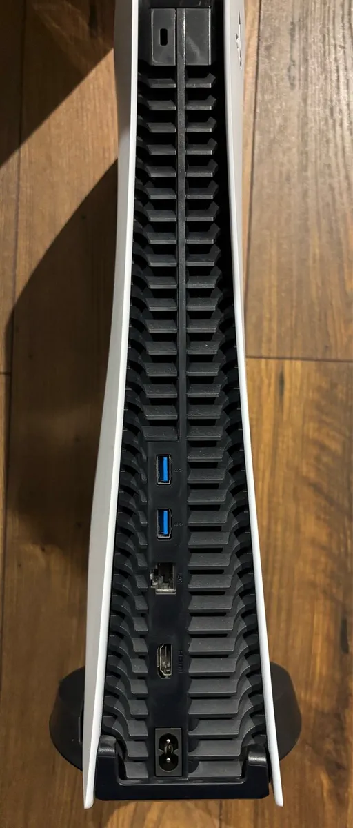 PlayStation 5 Disc Edition 1TB - Image 4