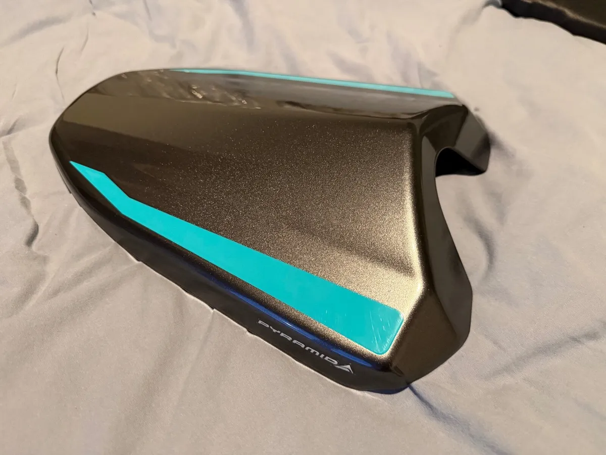 Pyramid MT-09 2024 Pillion Seat Cowl Midnight Cyan - Image 1