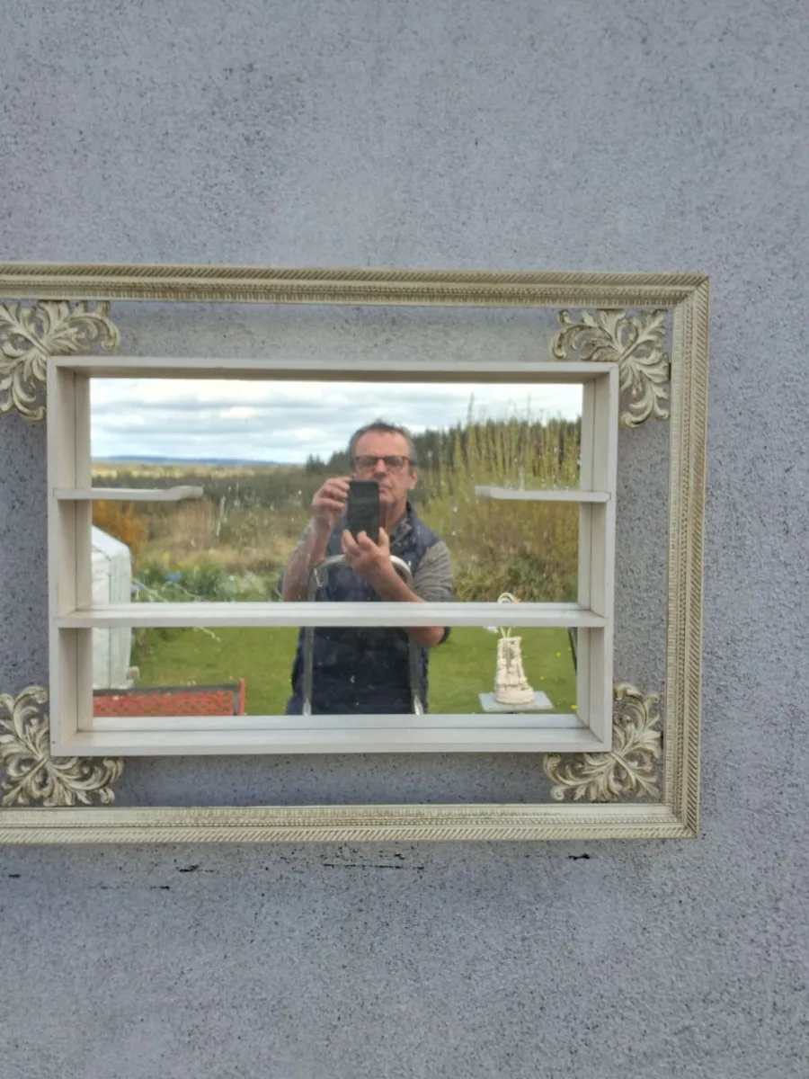 Bathroom mirror - Image 1