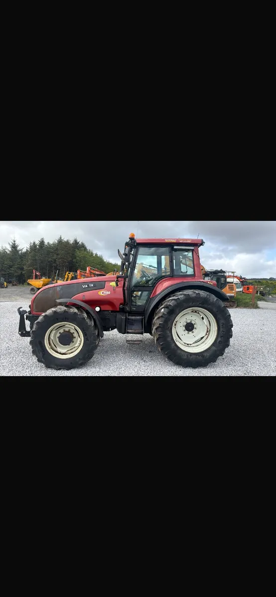 Valtra t150.    2007.      One owner from new - Image 1