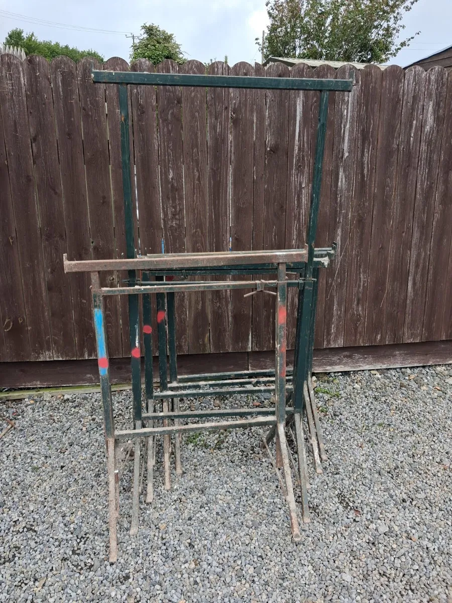 Builders Trestles