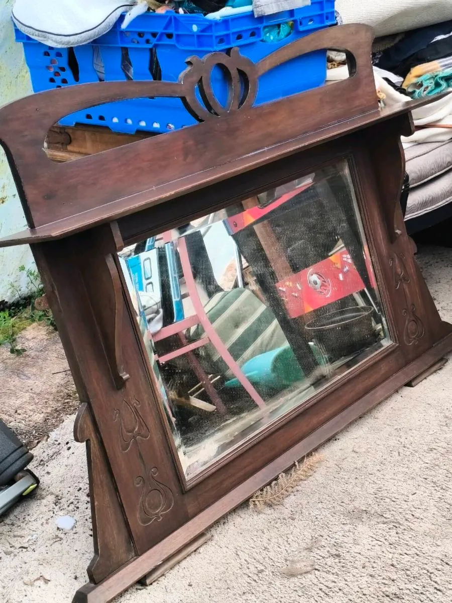 Lovely antique effect mirror,30 Euro collection - Image 2