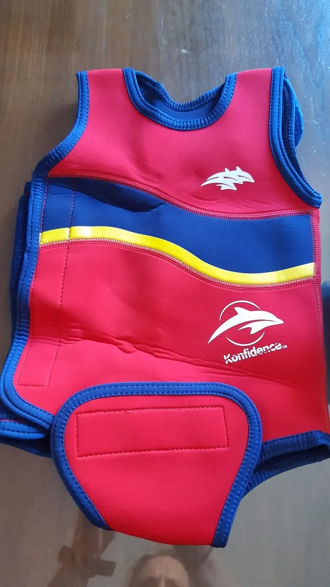 Babywarma Wetsuit & Swim Nappies (Age 12-24 months
