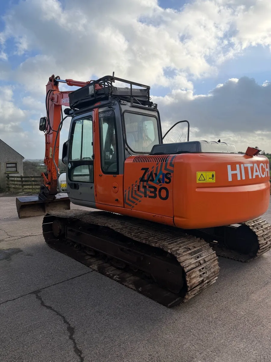Hitachi ZX130-1 - Image 3