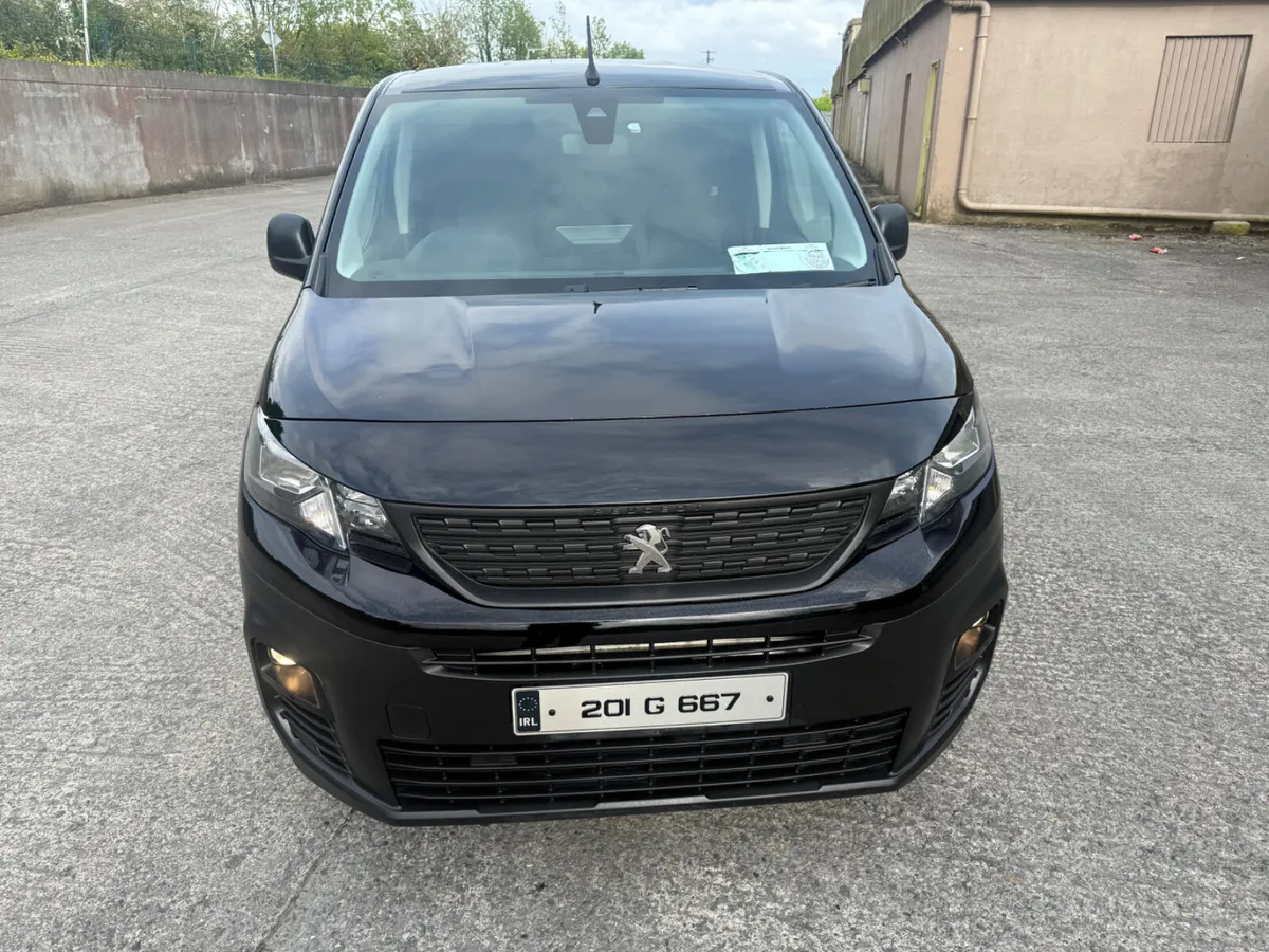 201 Peugeot Partner 1.5 DOE 1/27 Tax 3/27 - Image 3