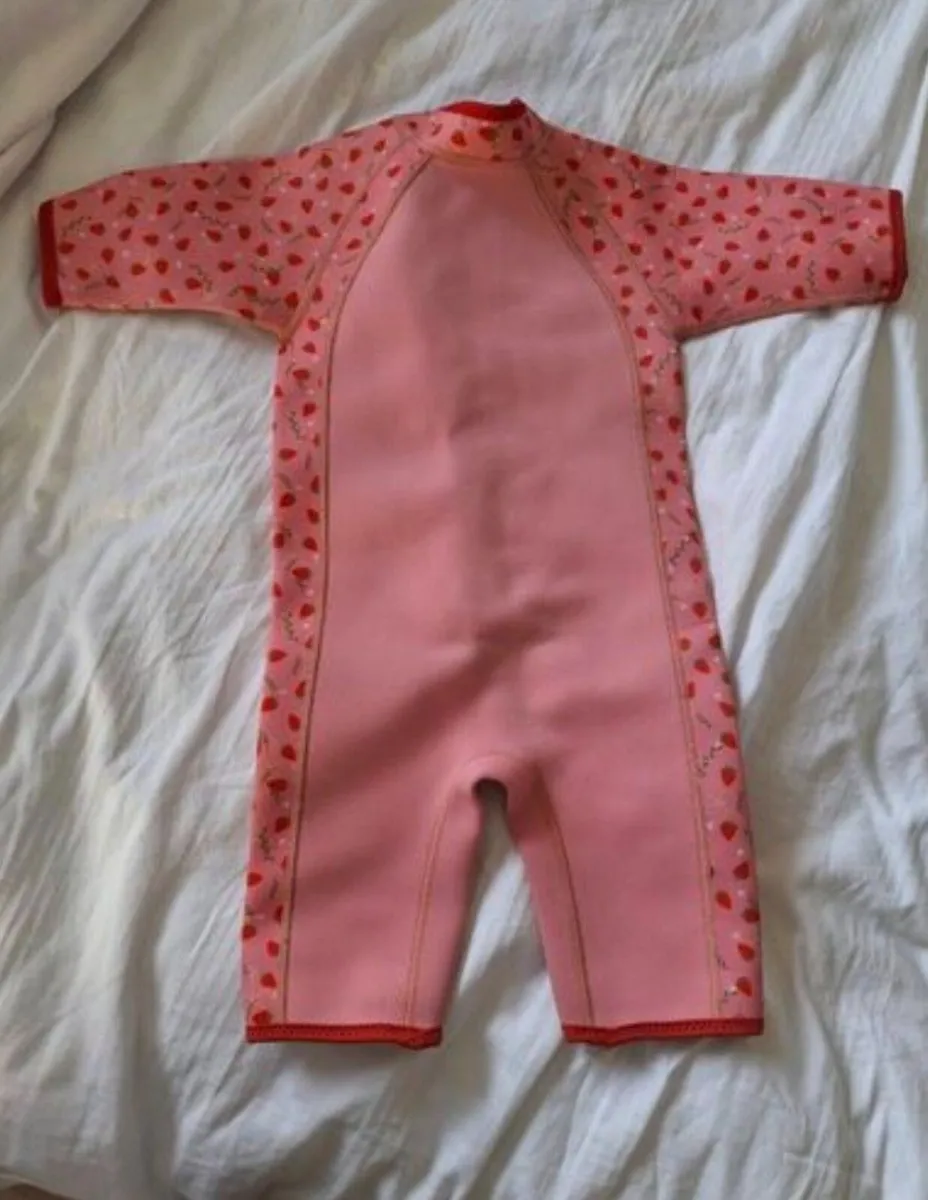 Splash kids shorty wetsuit strawberry (2-4 year ol - Image 1