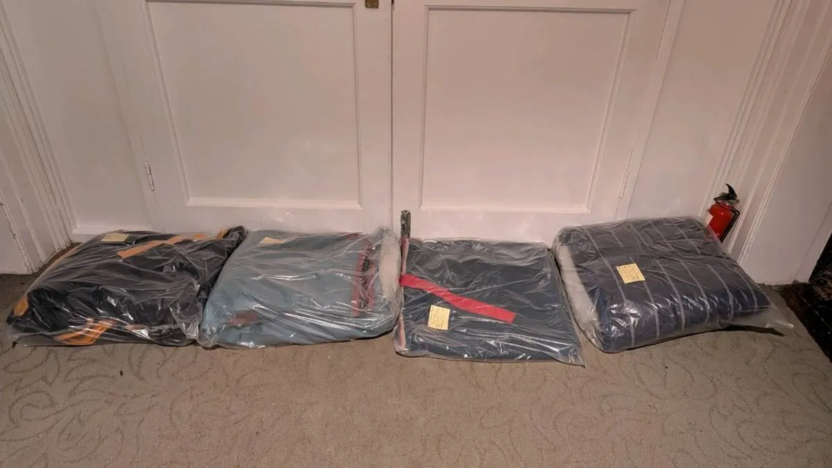 Renovated horse rugs - Image 1