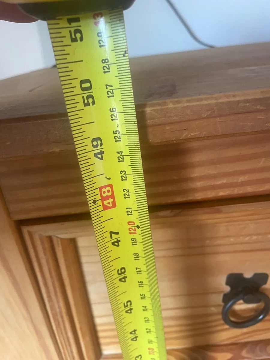 Dresser - Image 1