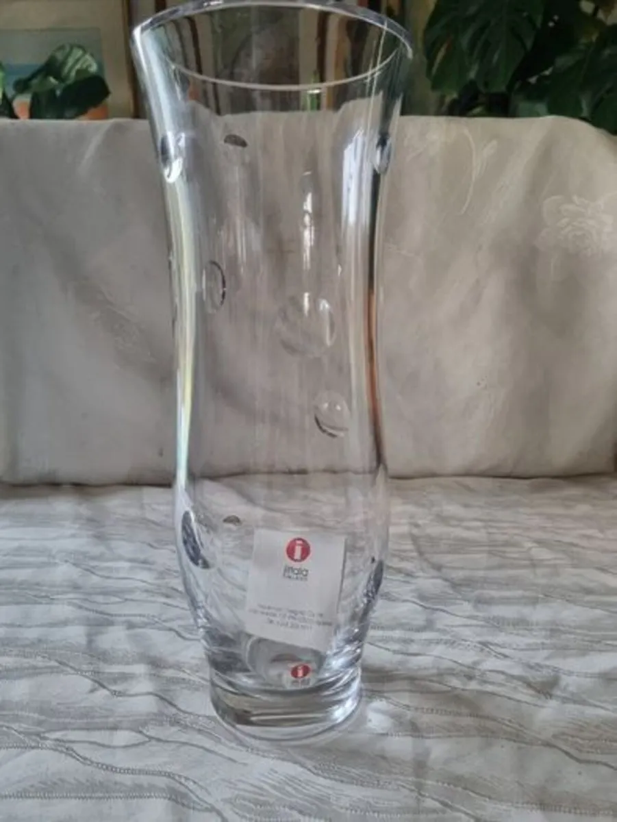 Scandinavian Art Glass Vase Iittala Finland - Image 3